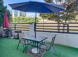 Work and Play! North Hills Studio 15 Mi to Hollywood