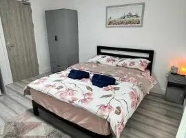 Explore Cardiff - Stylish Studio Apartment Near City Centre