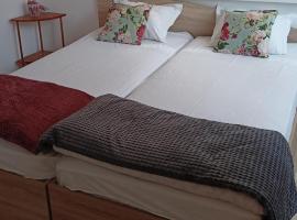 Апартамент за гости Казанлък、カザンラクのホテル