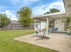 Families Welcome! Recently Renovated Home in Katy