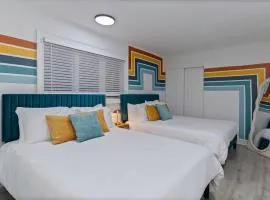 Kissimmee Retreat with Jacuzzi and Games