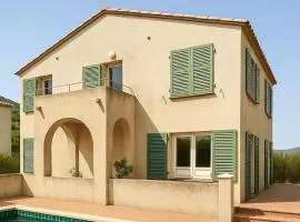 Cozy Home In Algajola With Kitchen