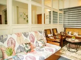 Tropical 1BHK Apartment by Déjà Vu Stays