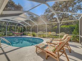Spacious Citrus Hills Home with Pool and Game Room!, Hotel in Hernando