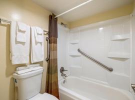 Pine - Lodge - Roundhouse Resort and Spa, Hotel in Indian Pine