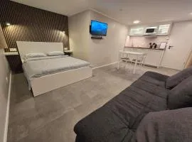 Ary & Pablo Airport Stay