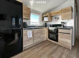 Parkdean Resort Camber Sands sleeps 8 Pet Friendly - ref-ww242