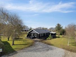 Peaceful Holiday Dream By The Limfjord Coast, hotel v destinaci Hjerm