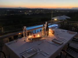 Agriturismo, hotel v destinaci Villafranca dʼAsti