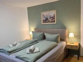 Golden Sun Apartment