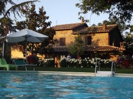 Podere Sette Piagge, hotelli, jossa on uima-allas kohteessa Orvieto