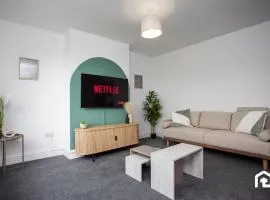The Lampton - Modern - Gibside - Smart Tv - Wifi