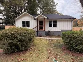 The Airport Hideaway