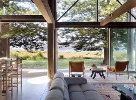 Whale House - Patonga Beach