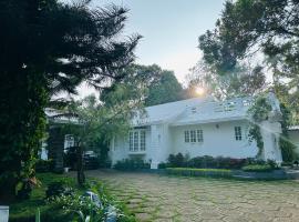 The Mallika Holidays, hotel em Mananthavady