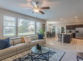 5BR Home Sleeps 10 Flexible Stay