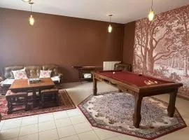 Gîte de groupe relaxant en nature - 36 pers, jardin, Wi-Fi - FR-1-489-603