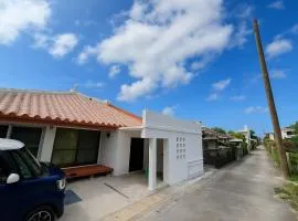 美ら海ビレッジ 琉球古民家 本部港