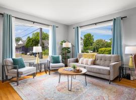 Walk to Dining & Waterfront, Spacious with Best Beds, Hotel in Tacoma