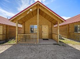 Bryce Canyon Log Cabins, hotel in Tropic