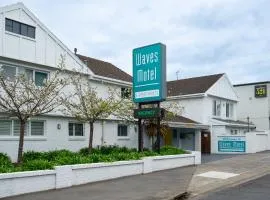 Waves Motel and Apartments