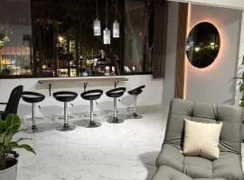 Medellin La 70 - Laureles