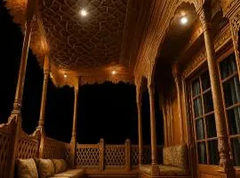 Floating Luxury Group Of Houseboats