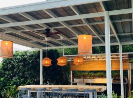 Villa Portofino, βίλα σε Sampong