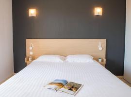 Comfort Aparthotel Frejus La Tour de Mare, ξενοδοχείο σε Fréjus