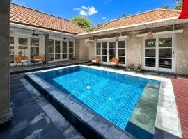 Hosih Terace in Sanur Villa - 3 BR Villa Beachside Sanur