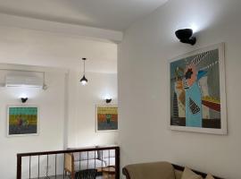 holiday home srilanka, hotel in Piliyandala