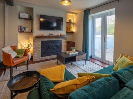 Cottage style with lovely mountain views, hotel v destinaci Moffat