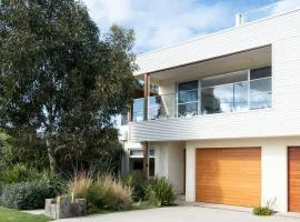 Rooftop deck - Central OG - Seaview Luxe