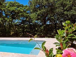 Gîte En Gélion, hotel in Sarrant