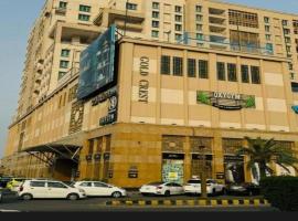 Premium Gold Crest Luxury Apartment DHA Lahore by LMY, cheap hotel in Lahore