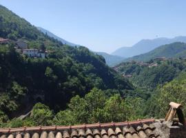 Casina Giulia, hótel í Capistrello