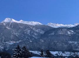 La Forge de Diogne - luxury B&B and apartments, hotel in Crans-Montana