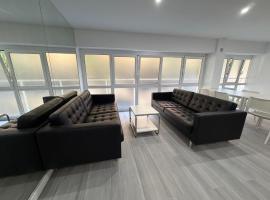 Hostel Hock Residences, hotel em L'Hospitalet de Llobregat