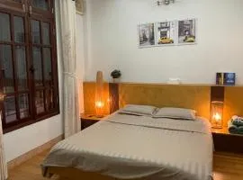 5 Bedrooms Center Old Quarter