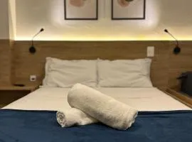 Seu apartamento a passos da PUC-RS e Hosp São Lucas com Vaga Grátis, Piscina, WI-FI