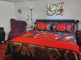 Comfortable Cozy Living Space, Kent WA، فندق في كينت