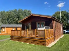Dog Friendly Lodge in the Cotswolds!