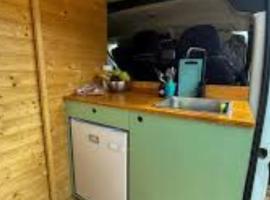 Love Ride, hotel in Amadora