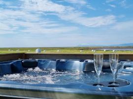 Hítarneskot - Private hot tub Cottages