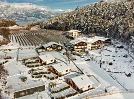 Alpwellhotel Burggräfler, ξενοδοχείο σε Tesimo