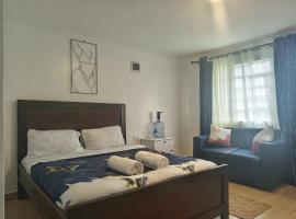 Rustic Flame Cozy & Elegant Studio in Nanyuki, bed and breakfast v destinaci Nanyuki