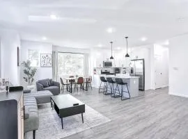 Newly Built Lake House Near NYC EWR MetLife AD Mall