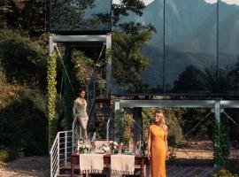 Spino Fiorito Stay, hotel v destinaci Casola in Lunigiana