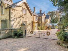 East Dene Estate, hotel in Isle of Wight