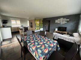 Gîte aux Portes d'Aubrac, ξενοδοχείο σε Salgues